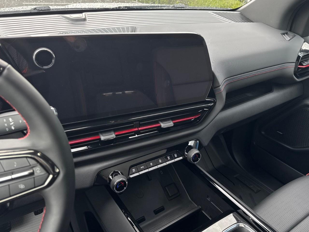 2025 Chevrolet Silverado EV e4WD Crew Cab Extended Range RST Photo