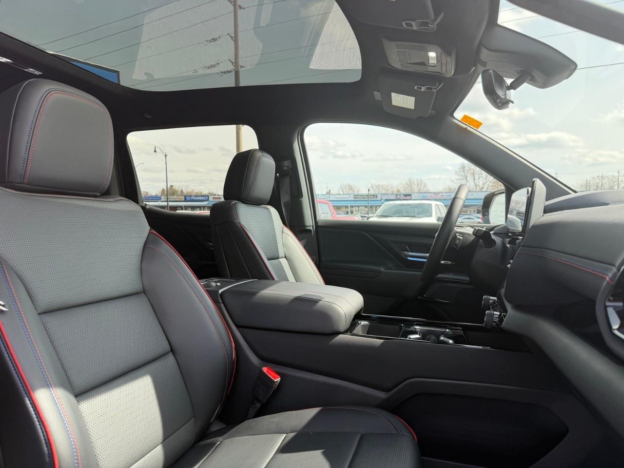 2025 Chevrolet Silverado EV e4WD Crew Cab Extended Range RST Photo