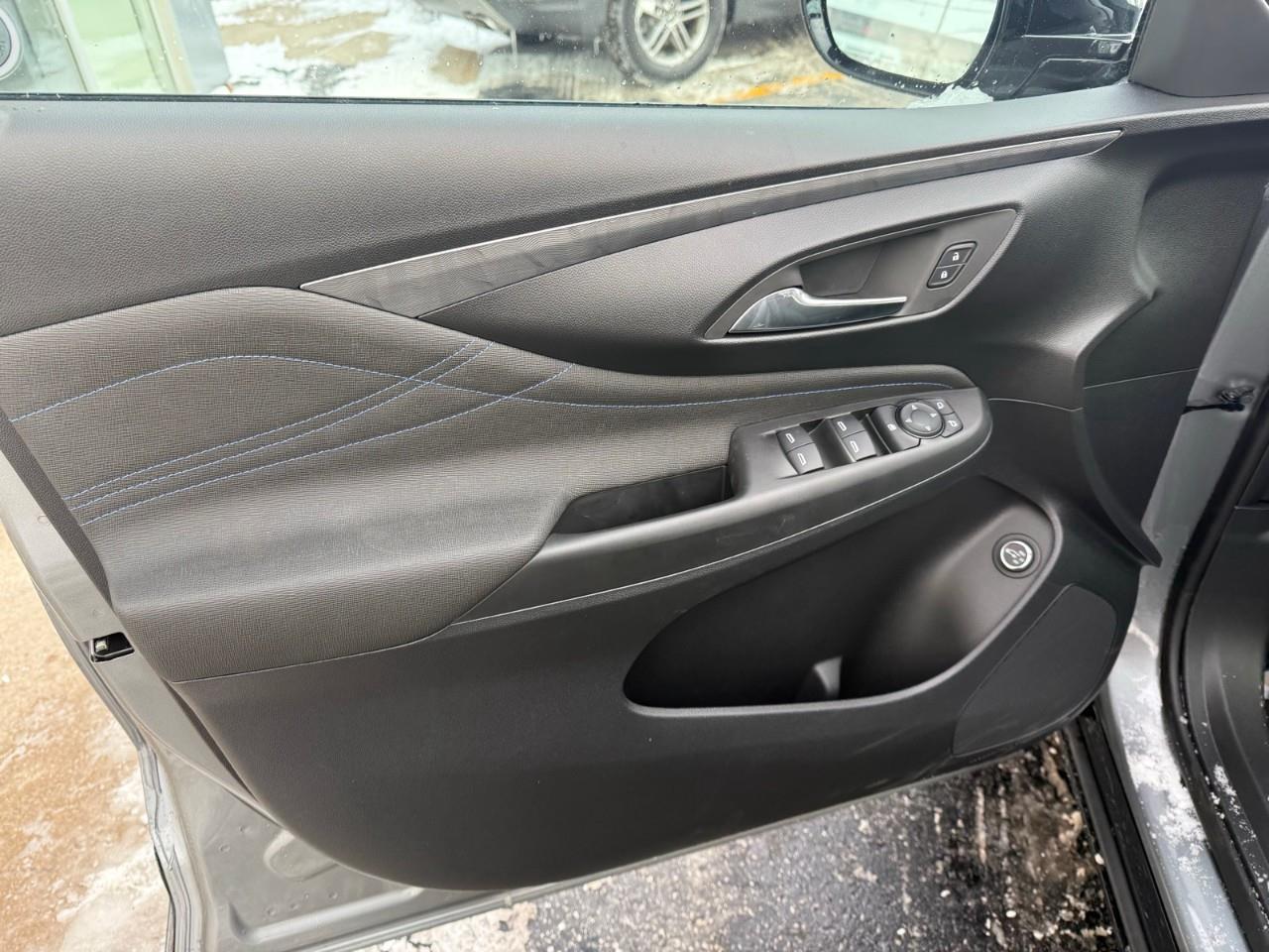 2026 Buick Envista Sport Touring 4dr Front-Wheel Drive Photo