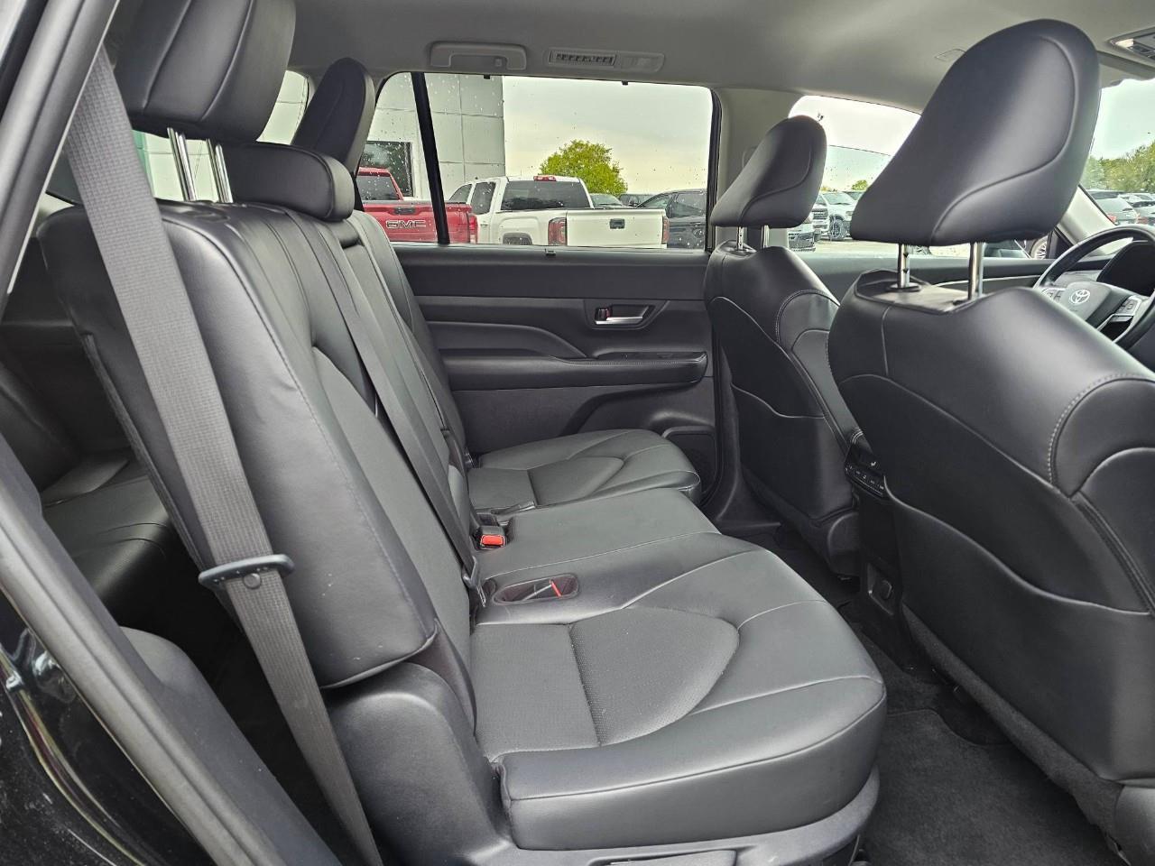 2024 Toyota Grand Highlander Hybrid XLE 4dr All-Wheel Drive Photo