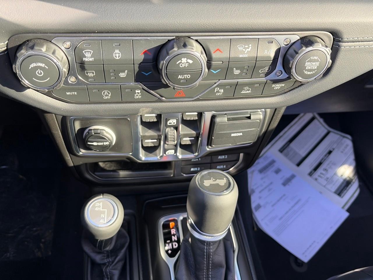 2026 Jeep Wrangler SAHARA 4DR 4X4 Photo