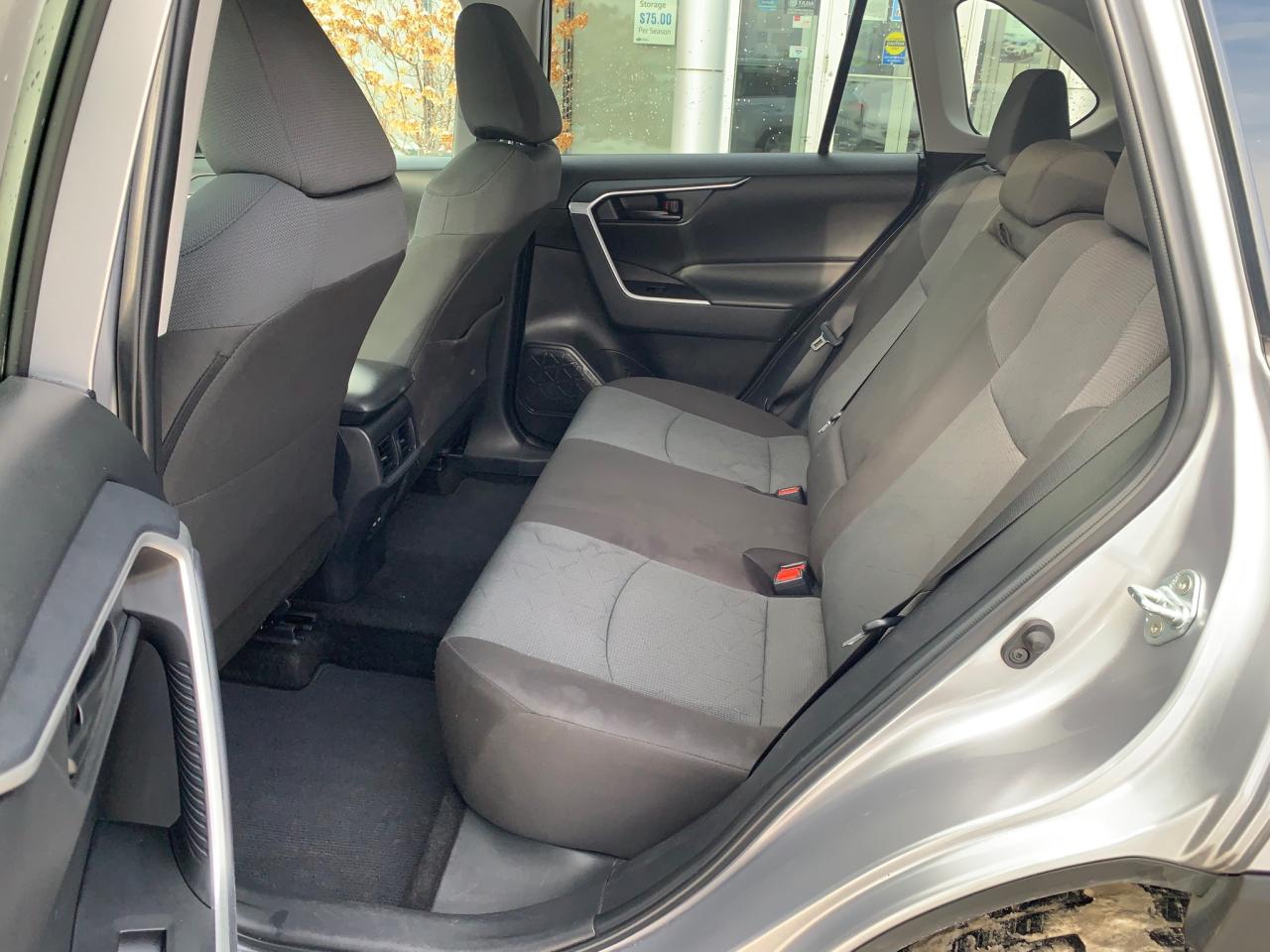 2024 Toyota RAV4 LE 4dr All-wheel Drive Photo