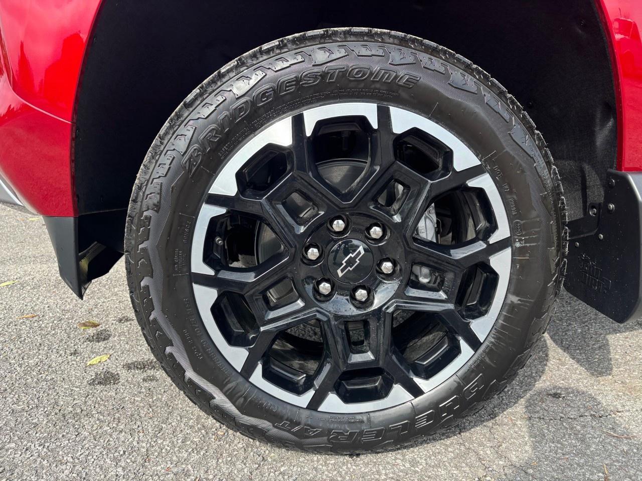 2026 Chevrolet Colorado Crew Cab Short Box 4-Wheel Drive Z71 Photo