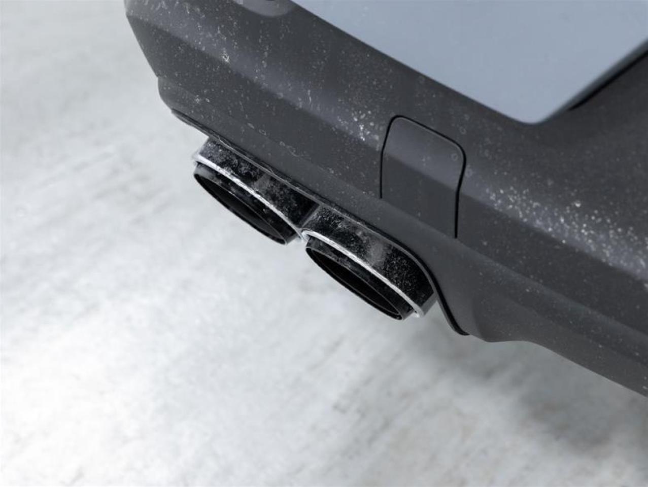 2025 Porsche Cayenne  Photo