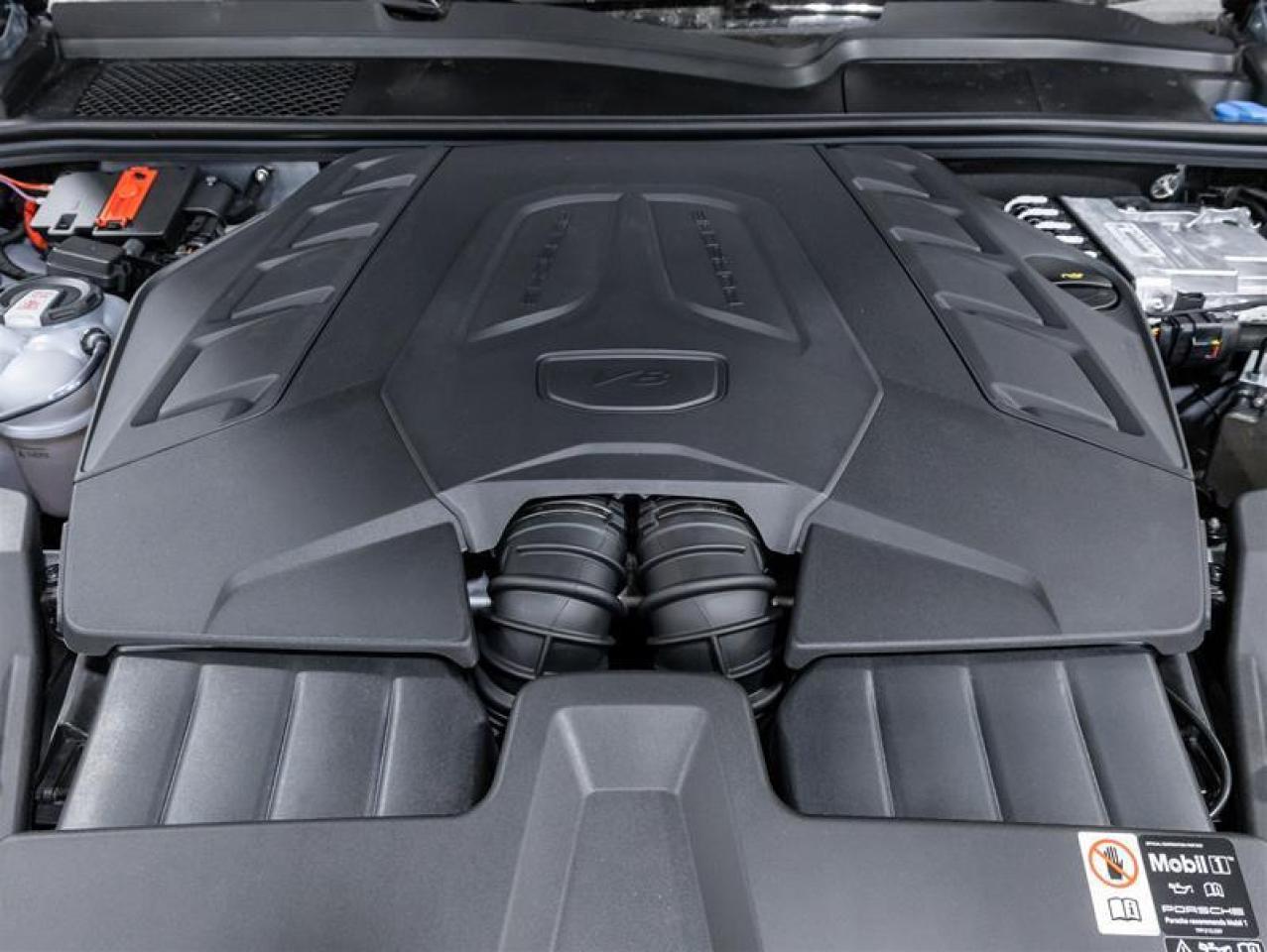 2025 Porsche Cayenne  Photo