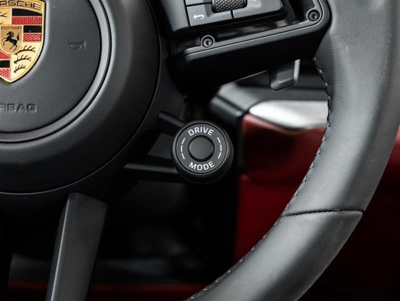 2025 Porsche Cayenne  Photo