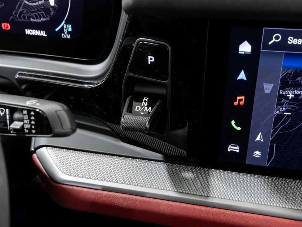 2025 Porsche Cayenne  Photo