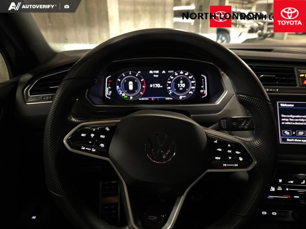 2022 Volkswagen Tiguan Highline R-LINE 4dr All-wheel Drive 4MOTION Photo