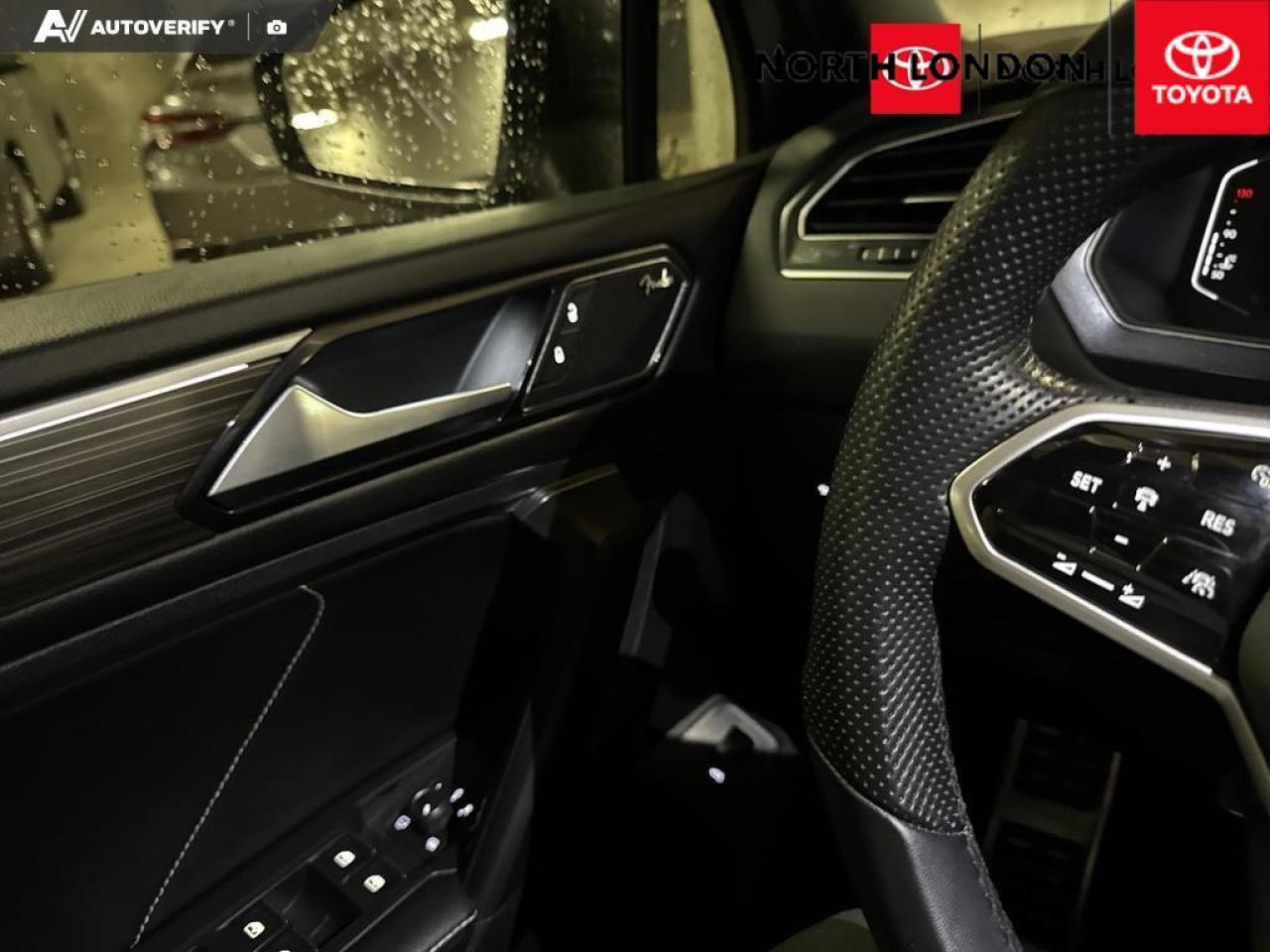 2022 Volkswagen Tiguan Highline R-LINE 4dr All-wheel Drive 4MOTION Photo