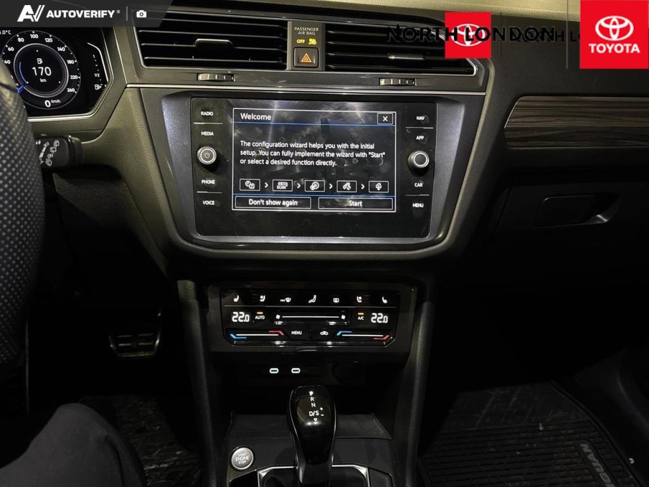 2022 Volkswagen Tiguan Highline R-LINE 4dr All-wheel Drive 4MOTION Photo