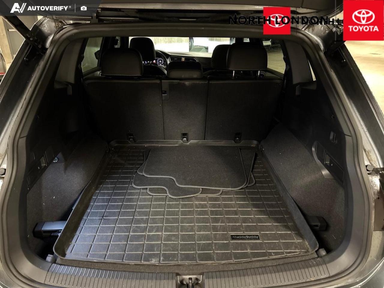 2022 Volkswagen Tiguan Highline R-LINE 4dr All-wheel Drive 4MOTION Photo