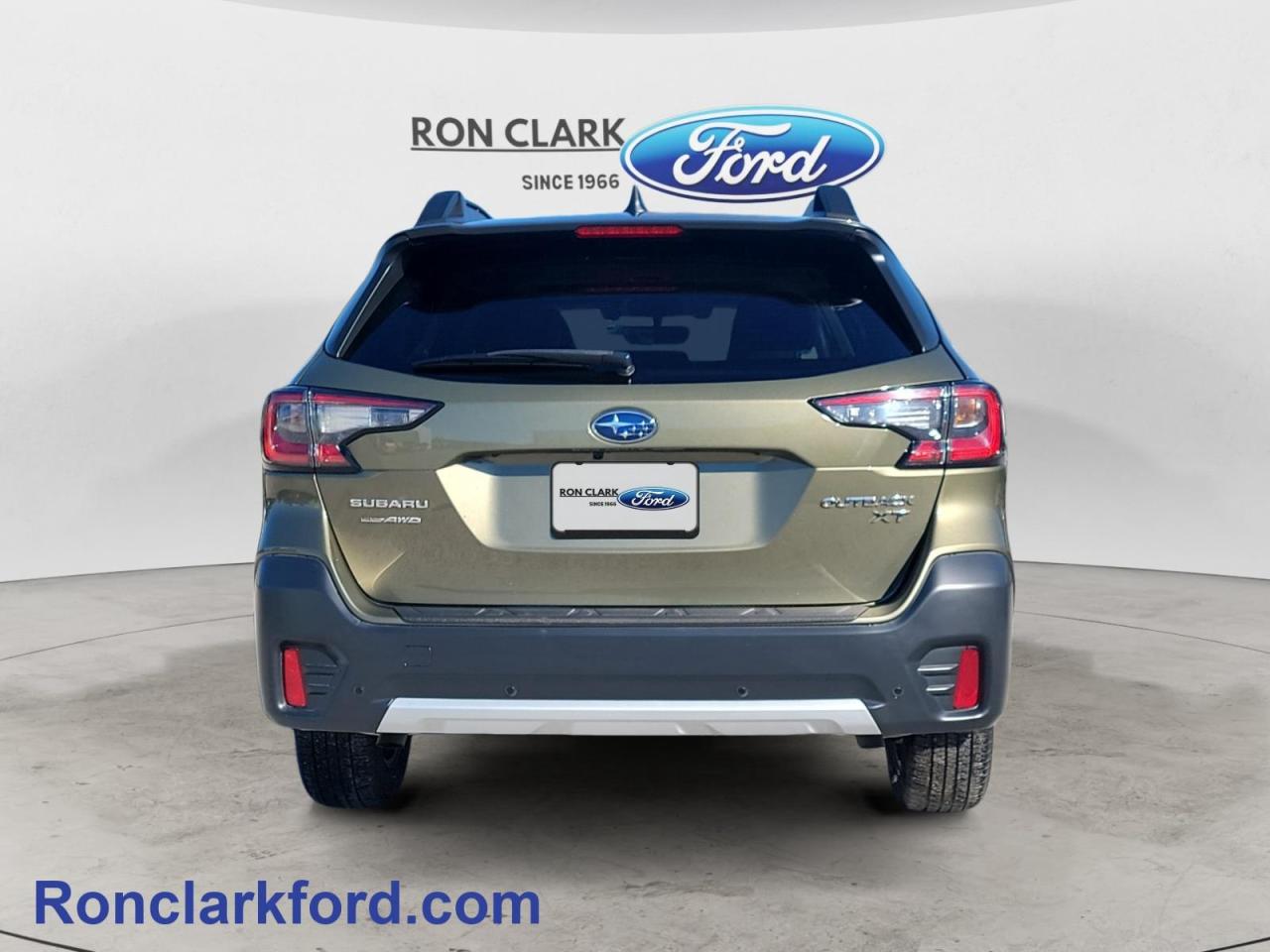 2021 Subaru Outback Limited XT 4dr All-Wheel Drive Photo