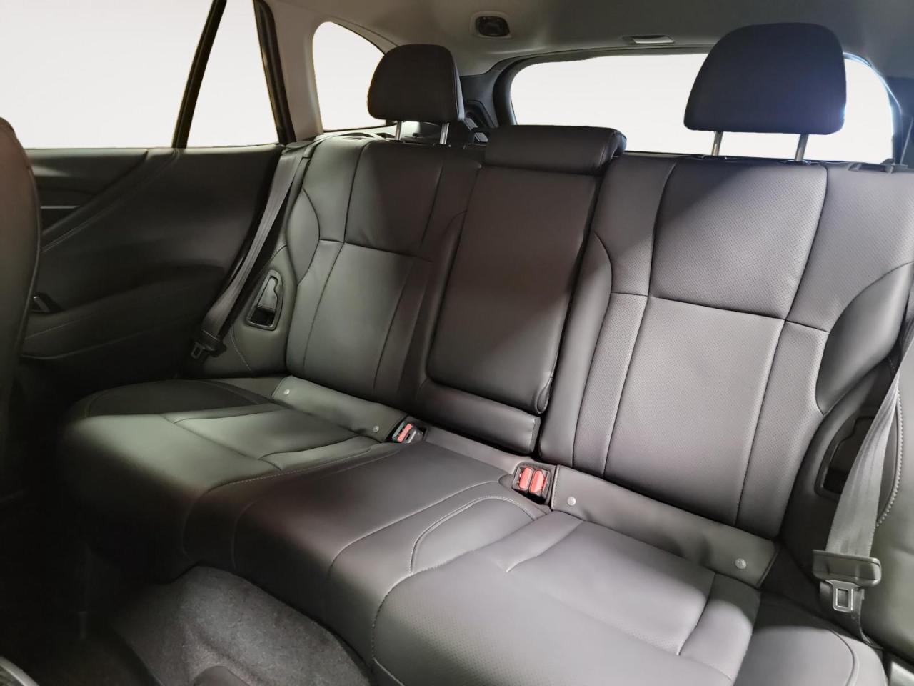 2021 Subaru Outback Limited XT 4dr All-Wheel Drive Photo