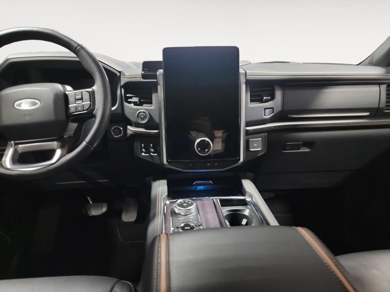 2024 Ford Expedition Platinum 4dr 4x4 Photo