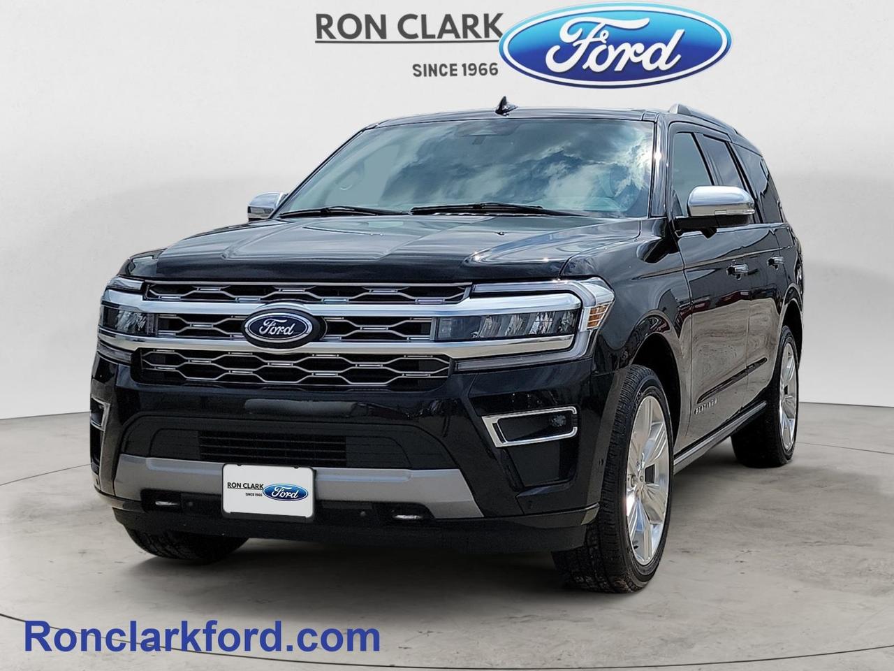 2024 Ford Expedition Platinum 4dr 4x4 Photo2