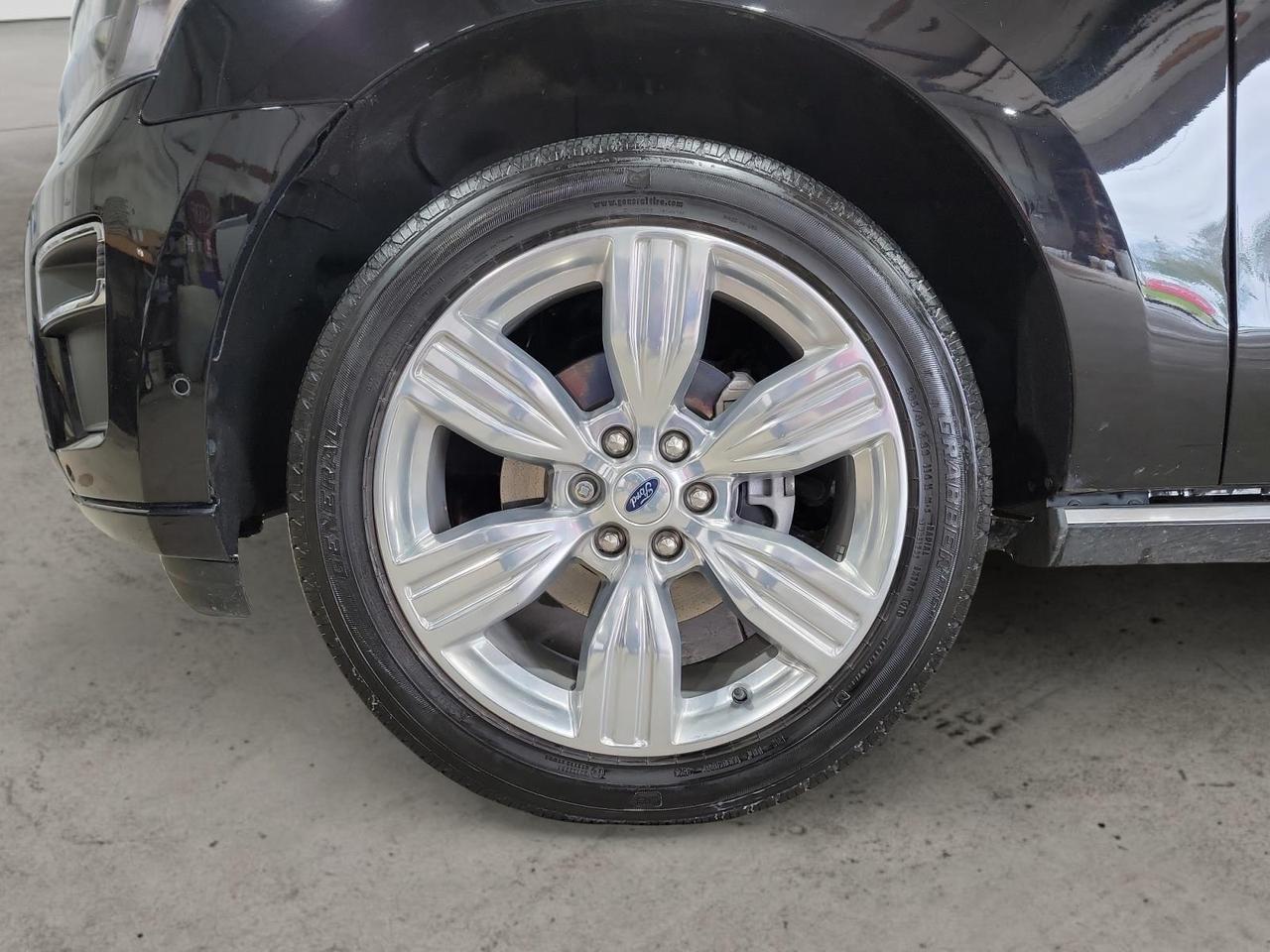 2024 Ford Expedition Platinum 4dr 4x4 Photo