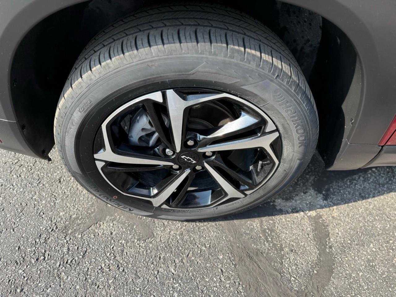2023 Chevrolet TrailBlazer RS All-Wheel Drive Photo