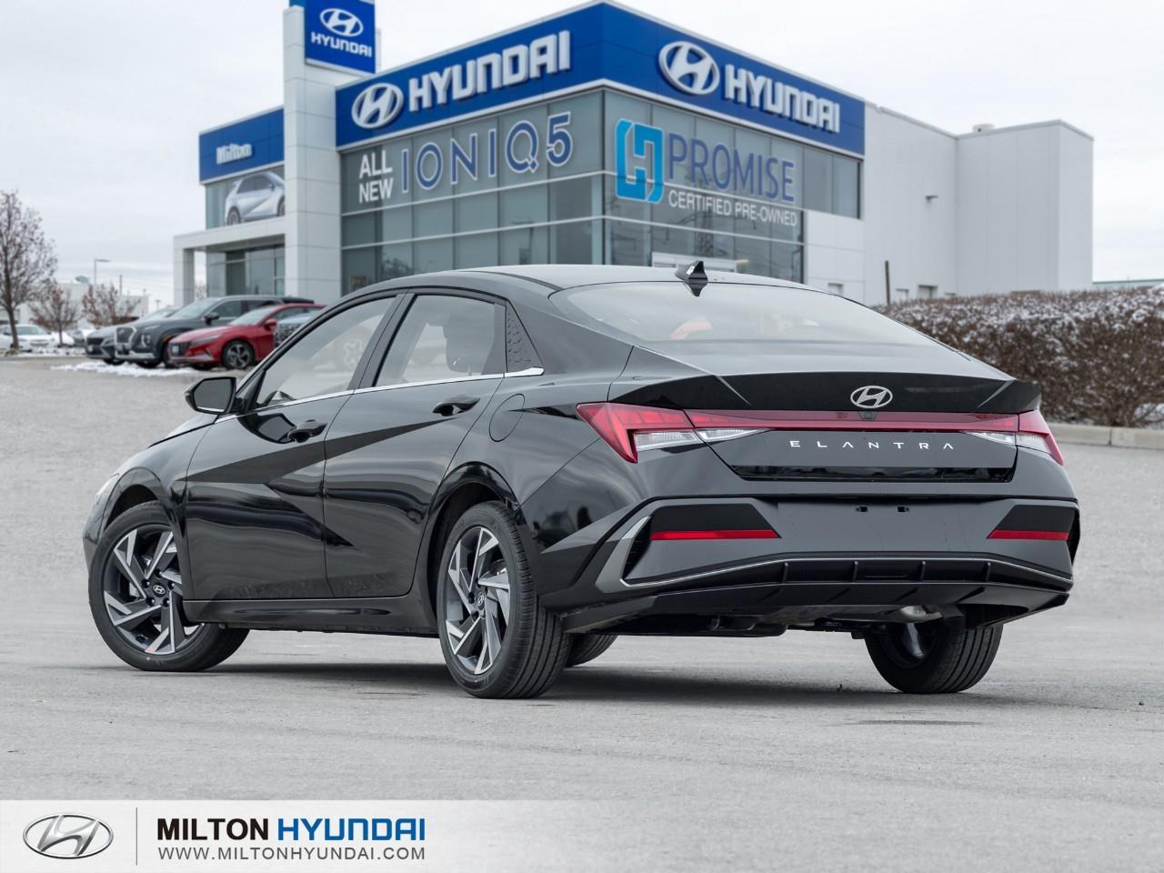 2026 Hyundai Elantra  Photo4