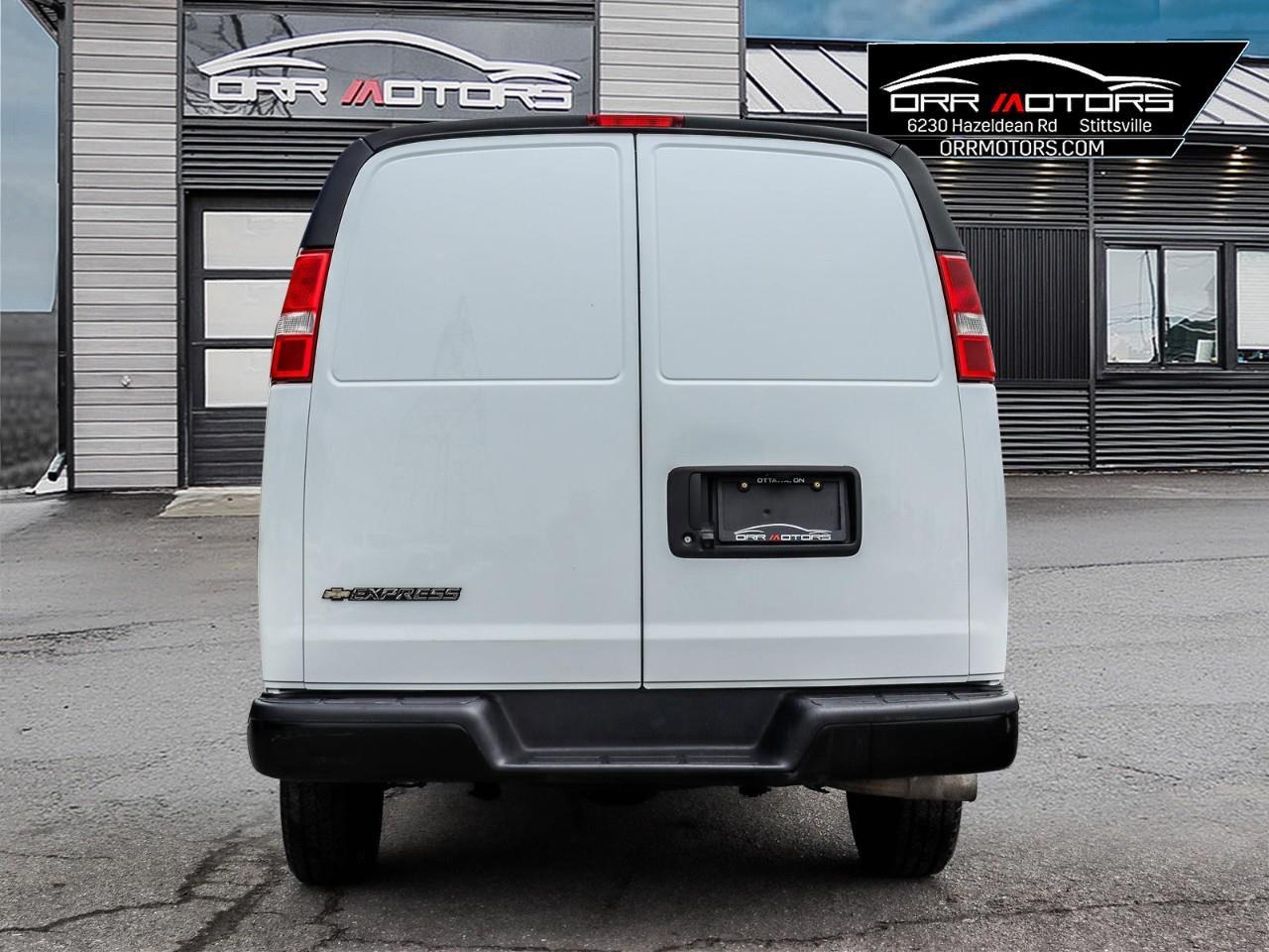 2022 Chevrolet Express 2500 Work Van Rear-Wheel Drive Cargo Van Photo