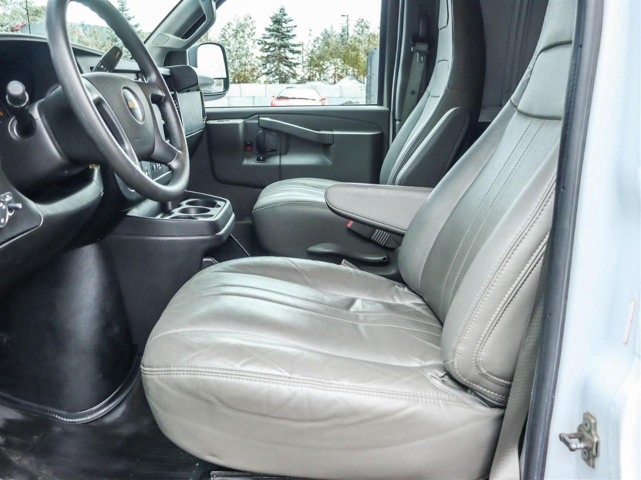 2022 Chevrolet Express 2500 Work Van Rear-Wheel Drive Cargo Van Photo