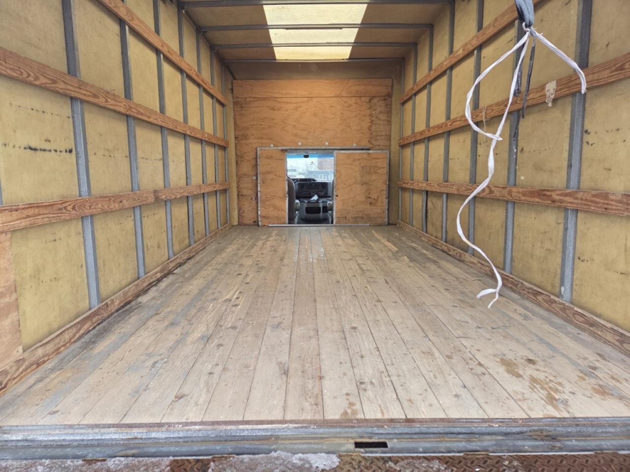2019 Ford E-450 E-450 - 16Ft Box - Lift Gate Photo