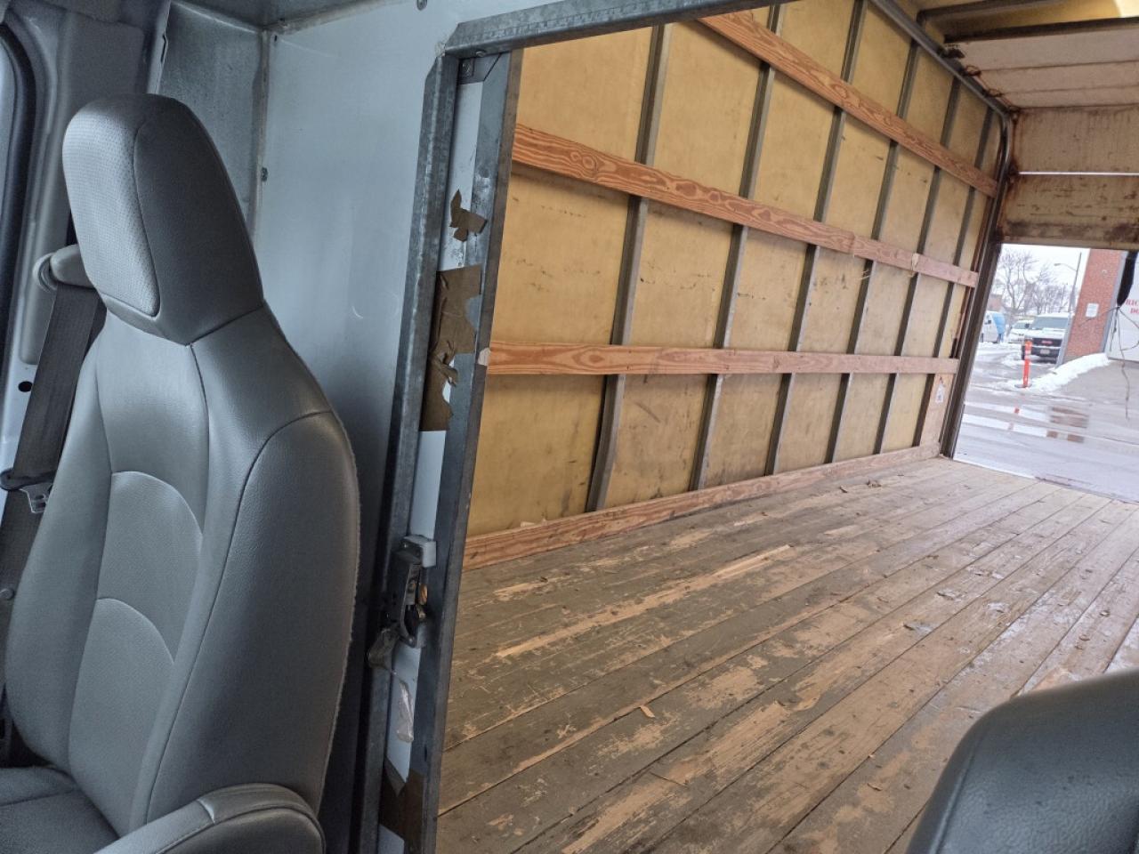 2019 Ford E-450 E-450 - 16Ft Box - Lift Gate Photo