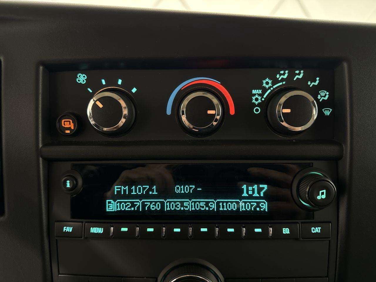 2024 GMC Savana 3500 LT Rear-Wheel Drive Extended Passenger Van Photo