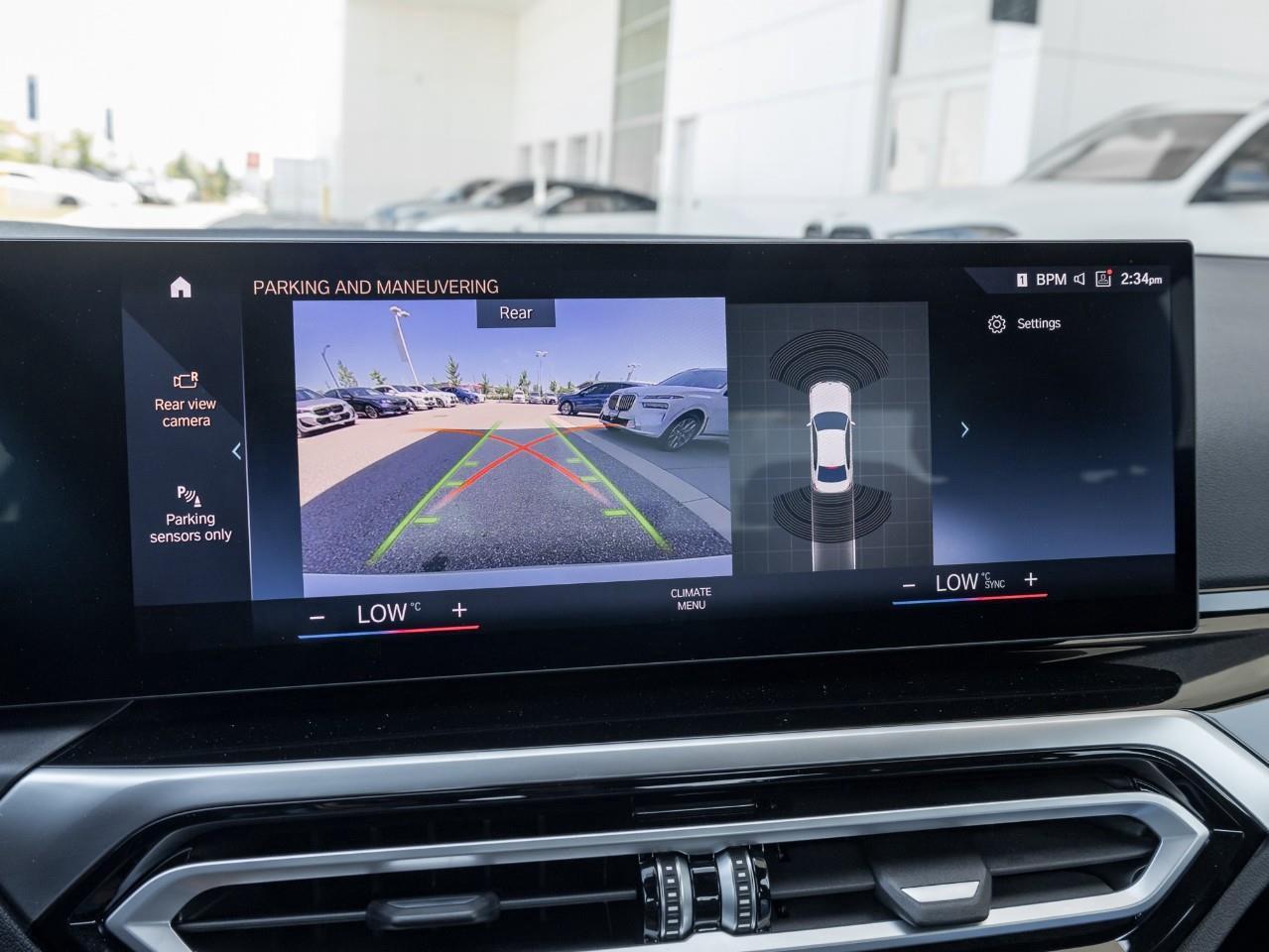 2024 BMW 330 i xDrive 4dr All-Wheel Drive Sedan Photo