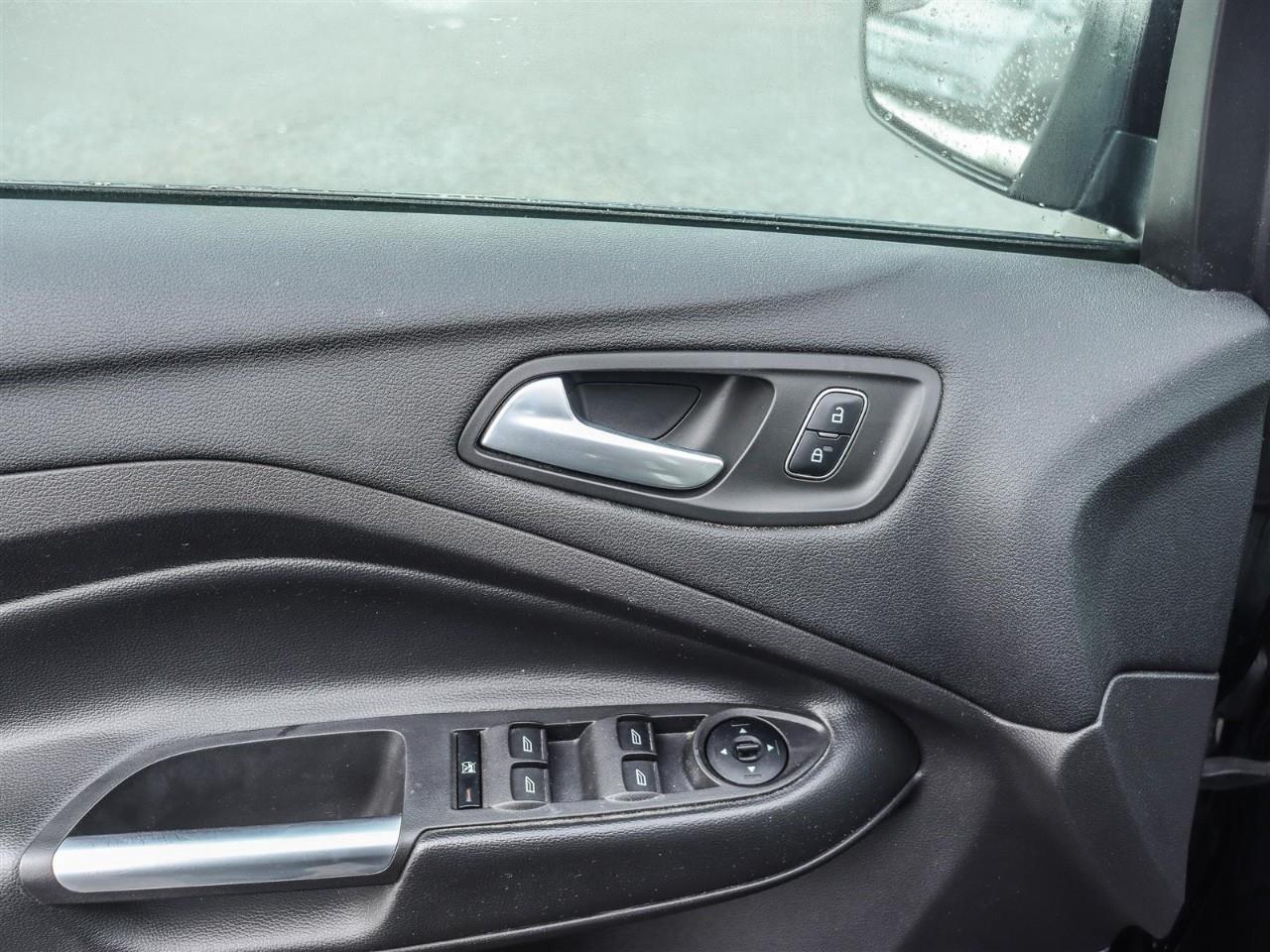 2018 Ford Escape SE 4dr 4x4 Photo