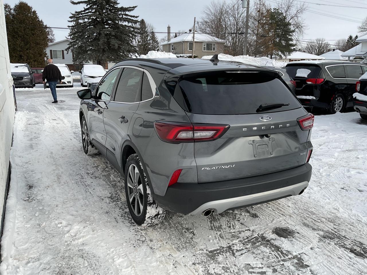 2023 Ford Escape Platinum 4dr All-Wheel Drive Photo