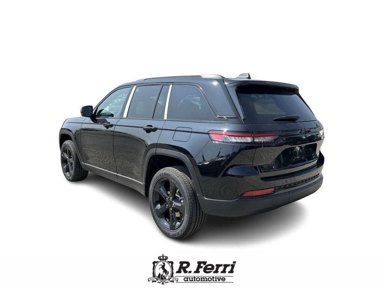 2025 Jeep Grand Cherokee Laredo 4dr 4x4 Photo