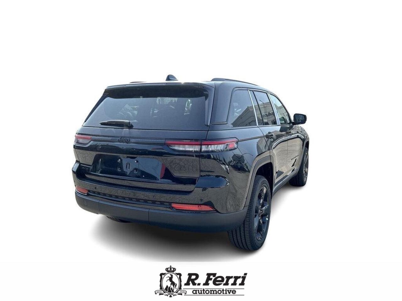 2025 Jeep Grand Cherokee Laredo 4dr 4x4 Photo