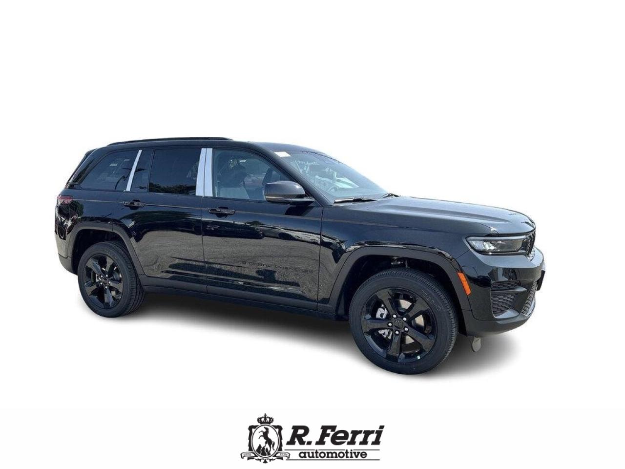 2025 Jeep Grand Cherokee Laredo 4dr 4x4 Photo