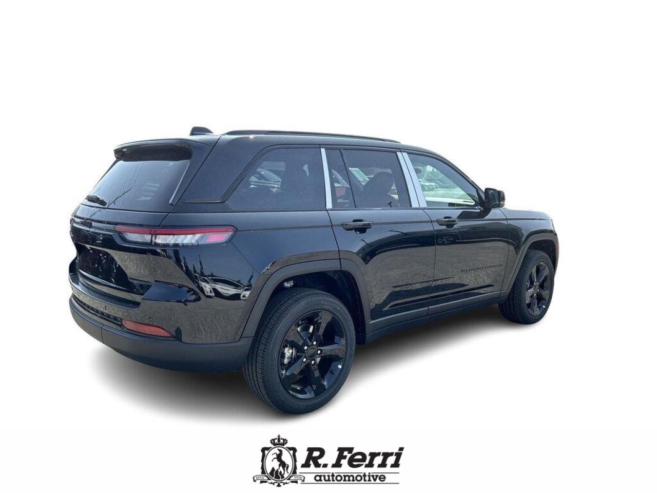 2025 Jeep Grand Cherokee Laredo 4dr 4x4 Photo