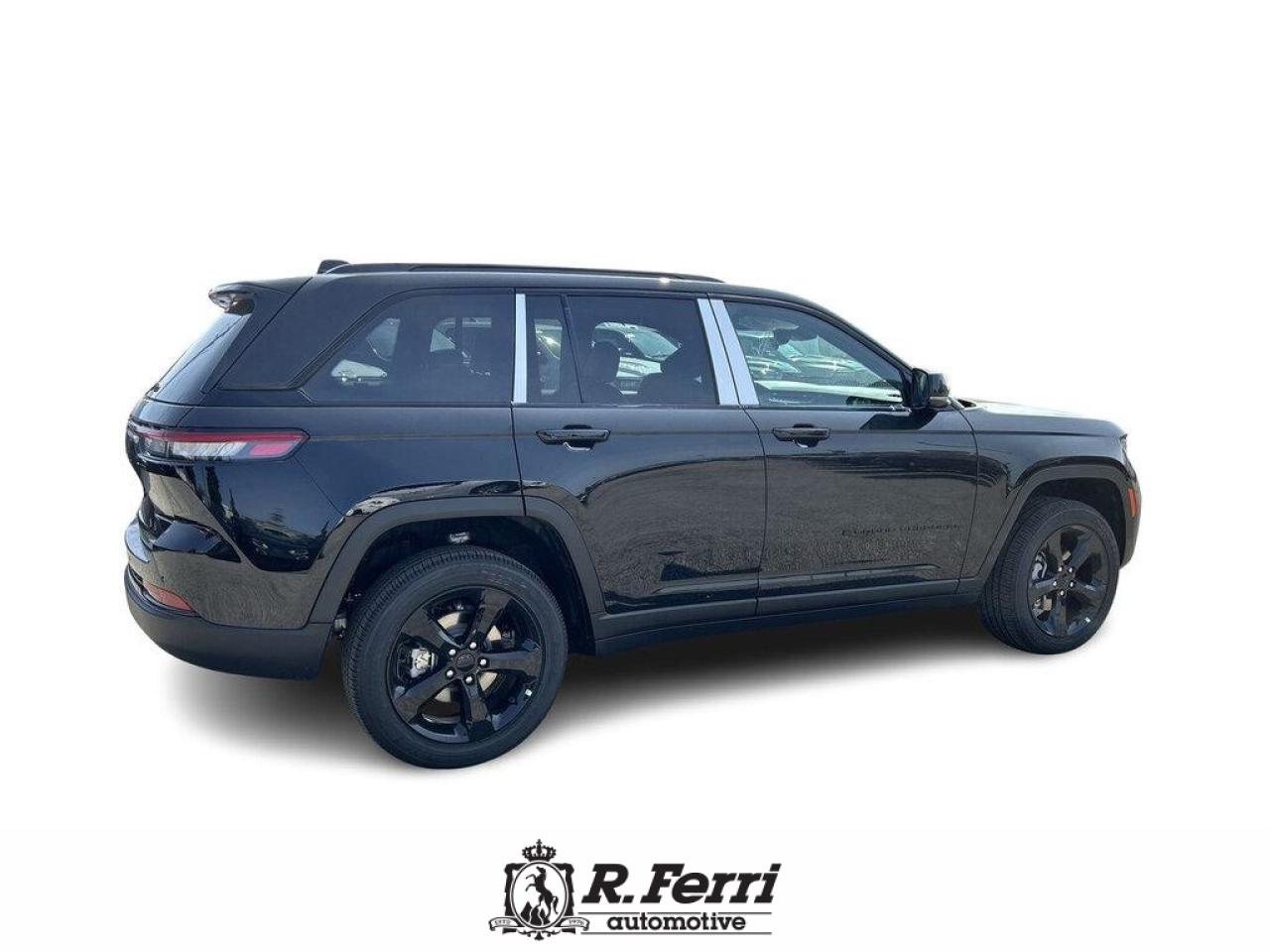 2025 Jeep Grand Cherokee Laredo 4dr 4x4 Photo