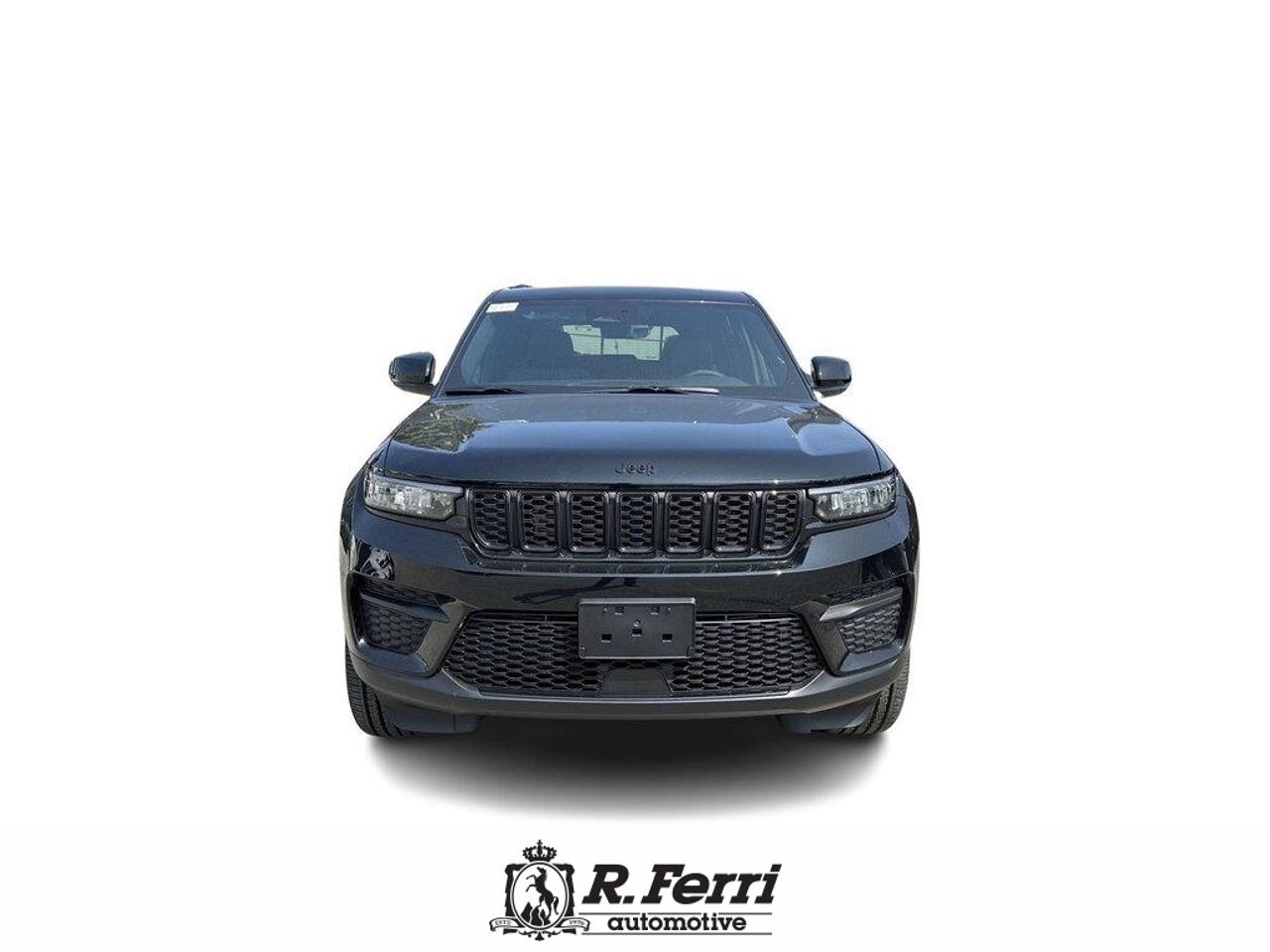 2025 Jeep Grand Cherokee Laredo 4dr 4x4 Photo