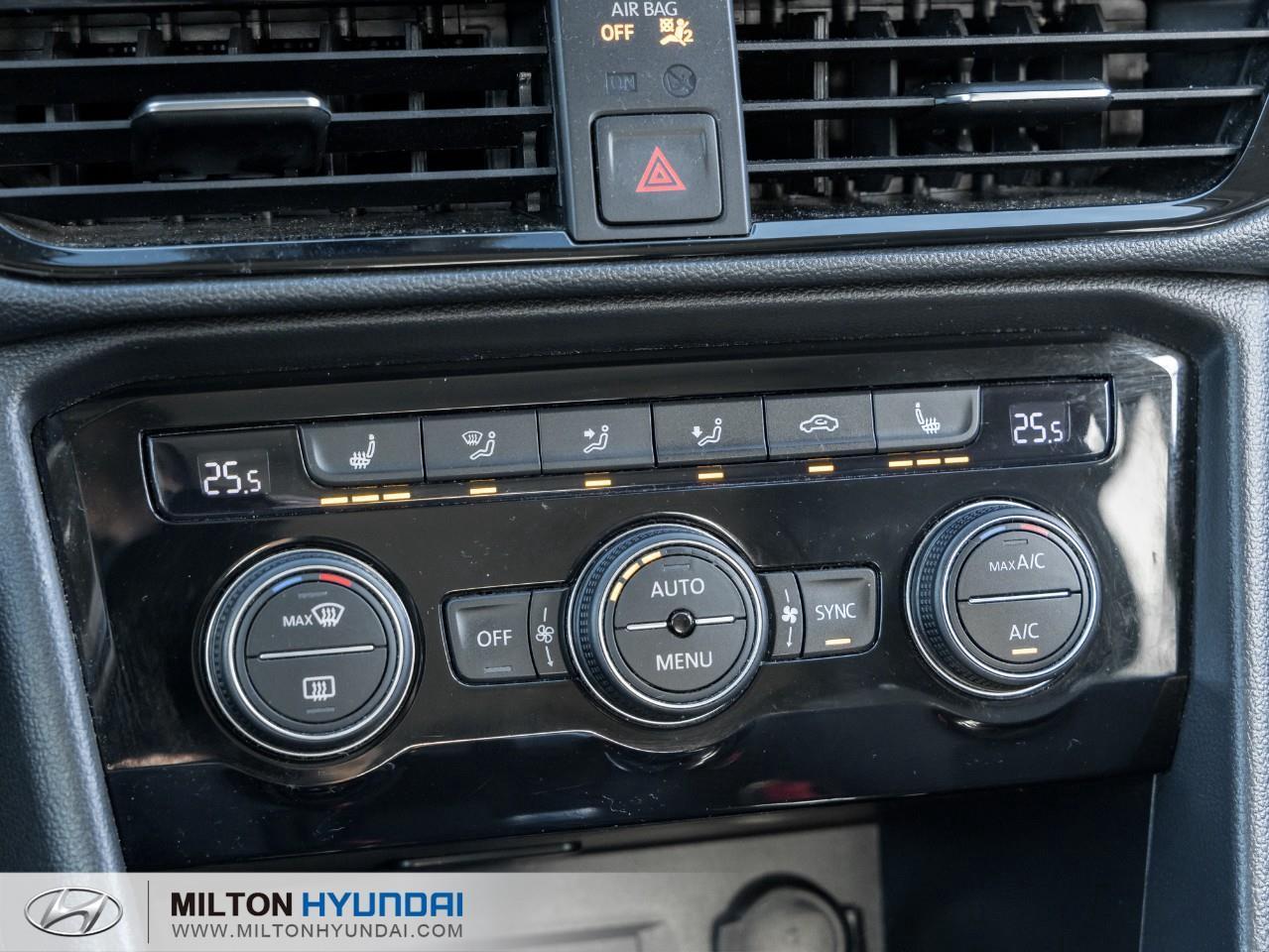 2024 Volkswagen Taos Comfortline 4dr Front-Wheel Drive Photo