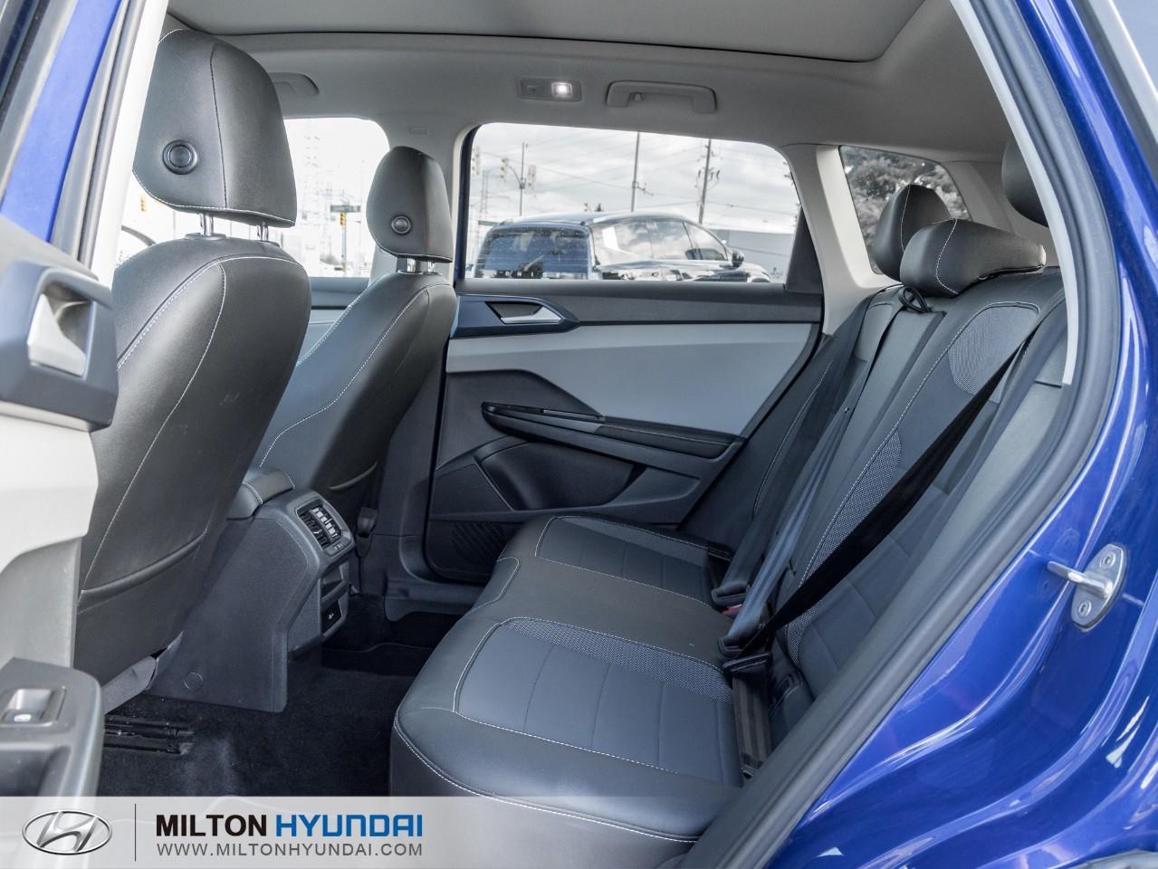 2024 Volkswagen Taos Comfortline 4dr Front-Wheel Drive Photo