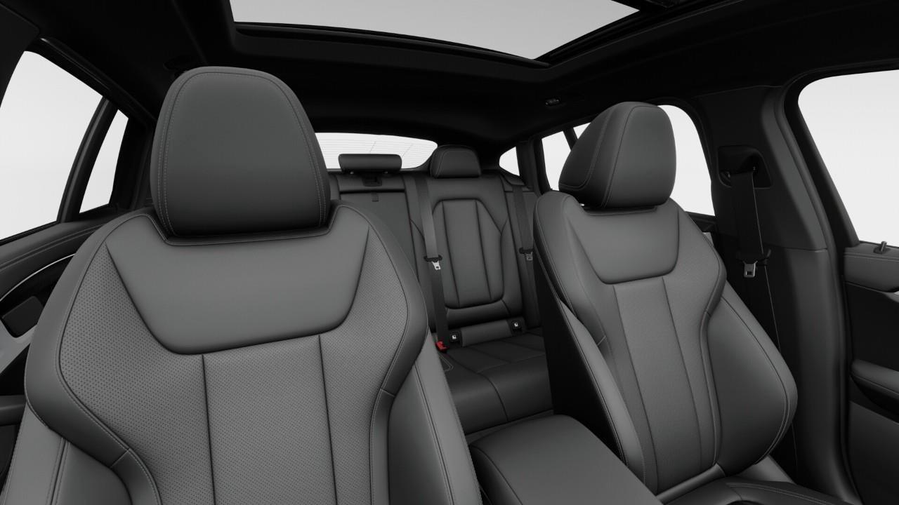 2025 BMW X4 M40i xDrive 4dr All-Wheel Drive Sports Activity Coupe Photo