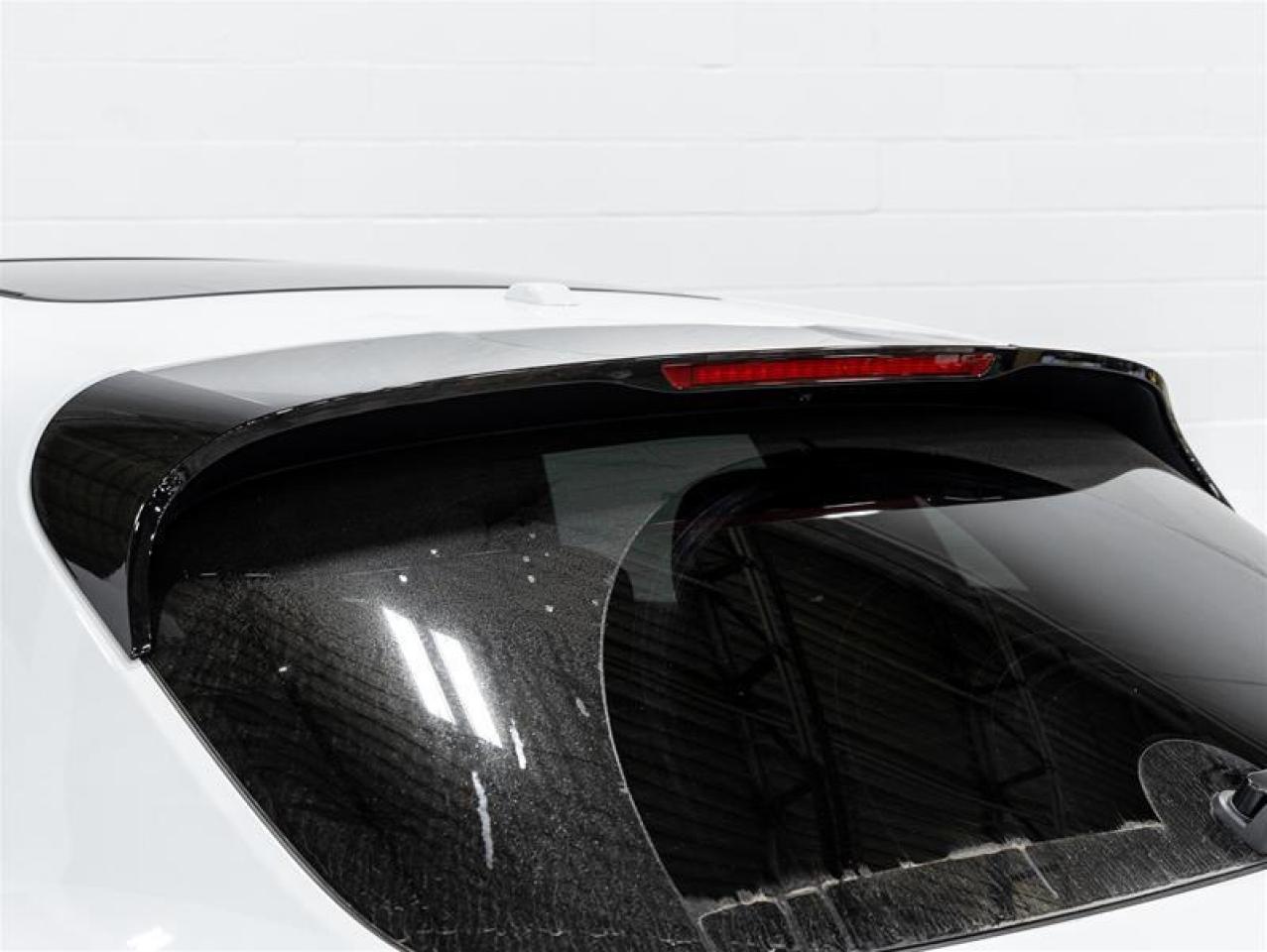 2025 Porsche Macan  Photo