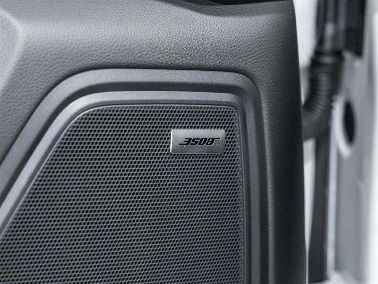 2025 Porsche Macan  Photo