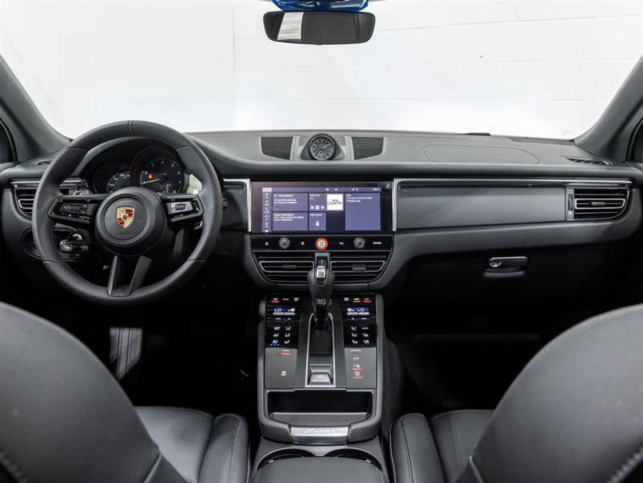 2025 Porsche Macan  Photo