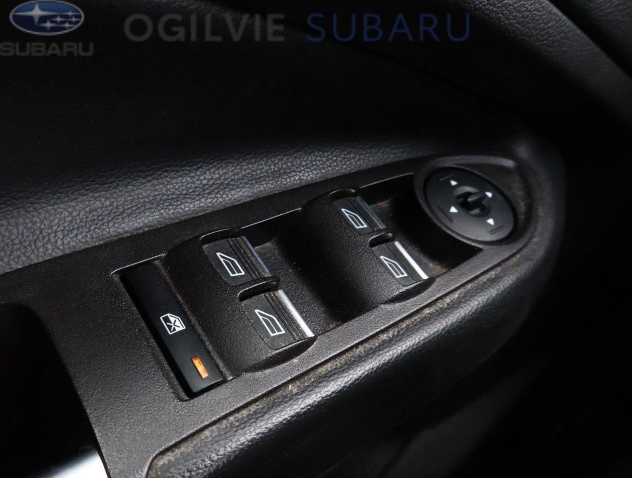 2019 Ford Escape SE 4dr Front-wheel Drive Photo