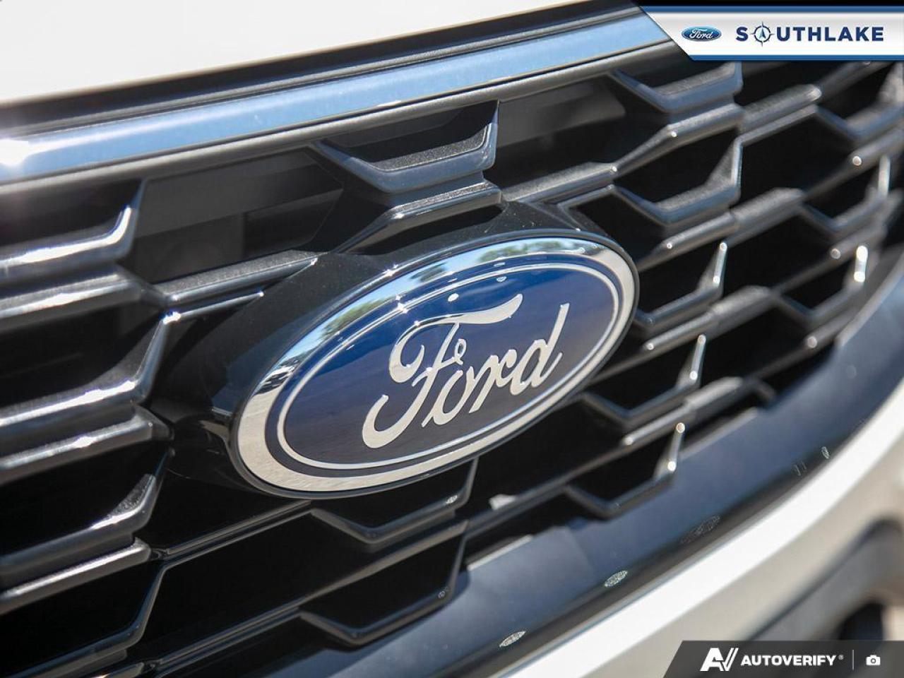 2025 Ford Escape ST-Line 4dr All-Wheel Drive Photo