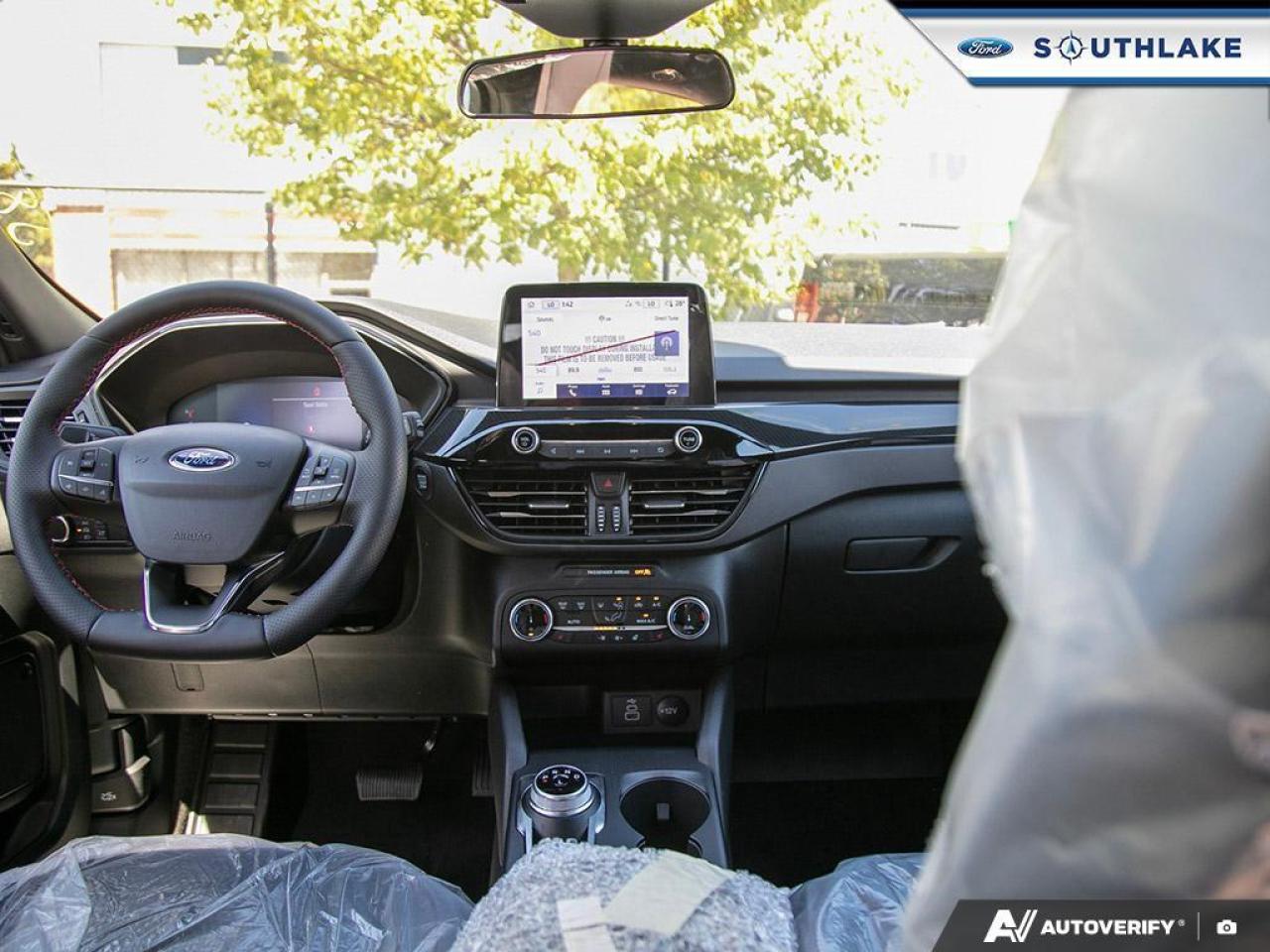 2025 Ford Escape ST-Line 4dr All-Wheel Drive Photo