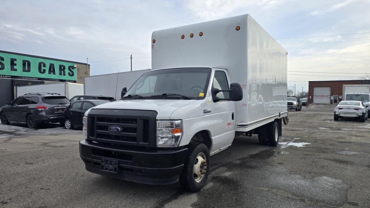 2022 Ford E-450 E-450 - 16Ft Box - Dhollandia Lift Gate - V8 Gasol Photo2