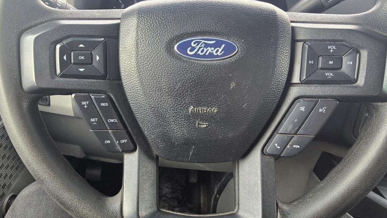 2022 Ford E-450 E-450 - 16Ft Box - Dhollandia Lift Gate - V8 Gasol Photo