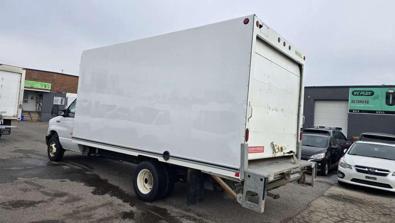 2022 Ford E-Series E-450 - 16Ft Box - Dhollandia Lift Gate - 16CB-C32072 - -None Photo