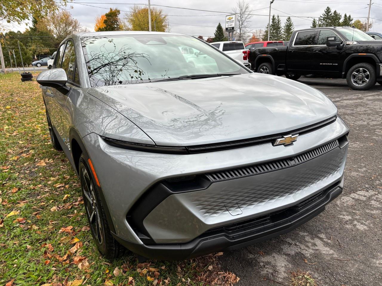 2026 Chevrolet Equinox EV 4dr LT Photo