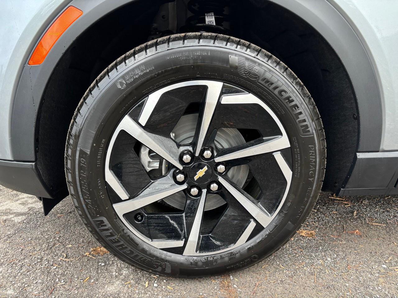 2026 Chevrolet Equinox EV 4dr LT Photo